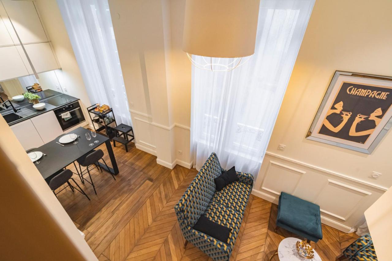 Appartement Charmant Studio Hypercentre Reims Extérieur photo