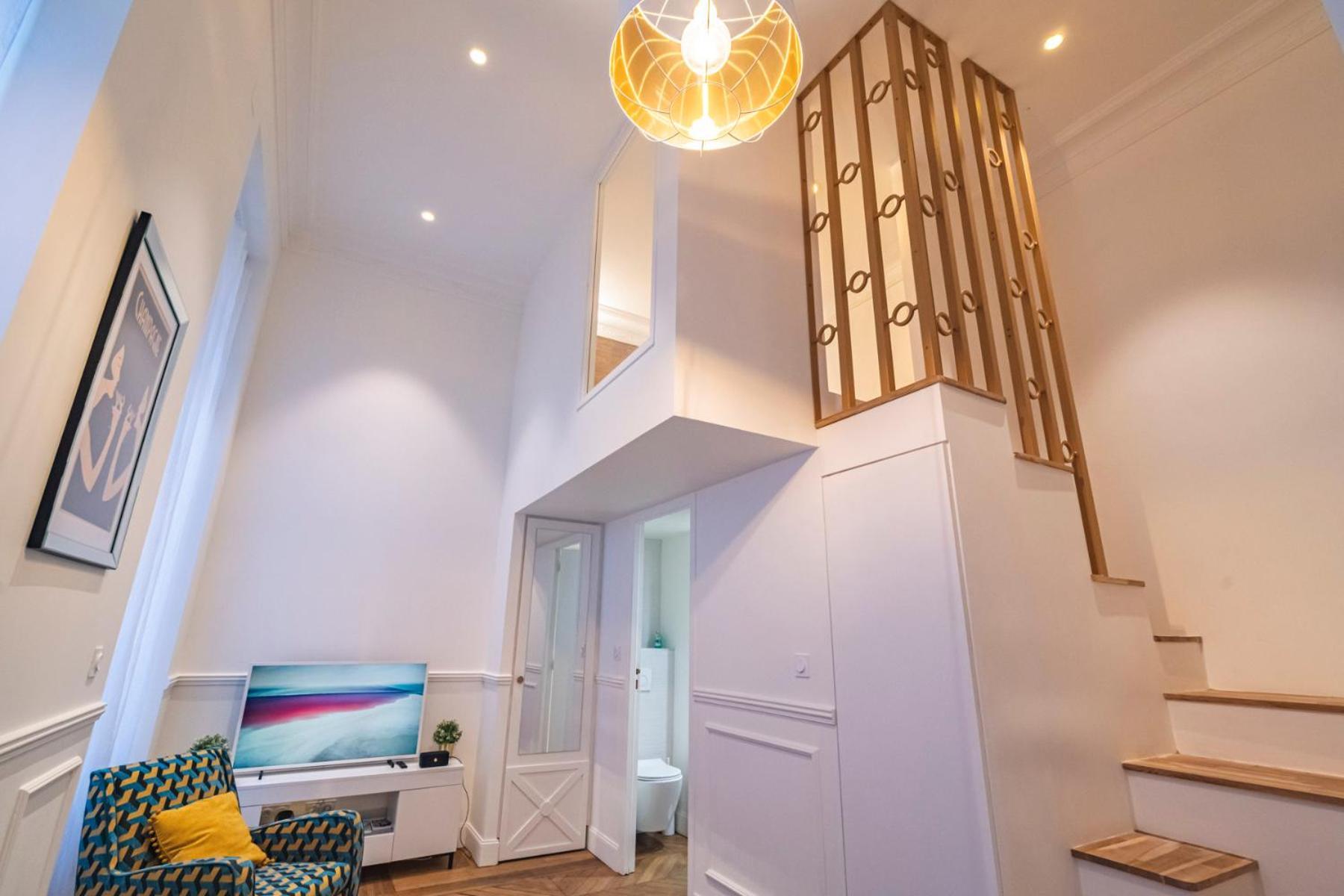 Appartement Charmant Studio Hypercentre Reims Extérieur photo