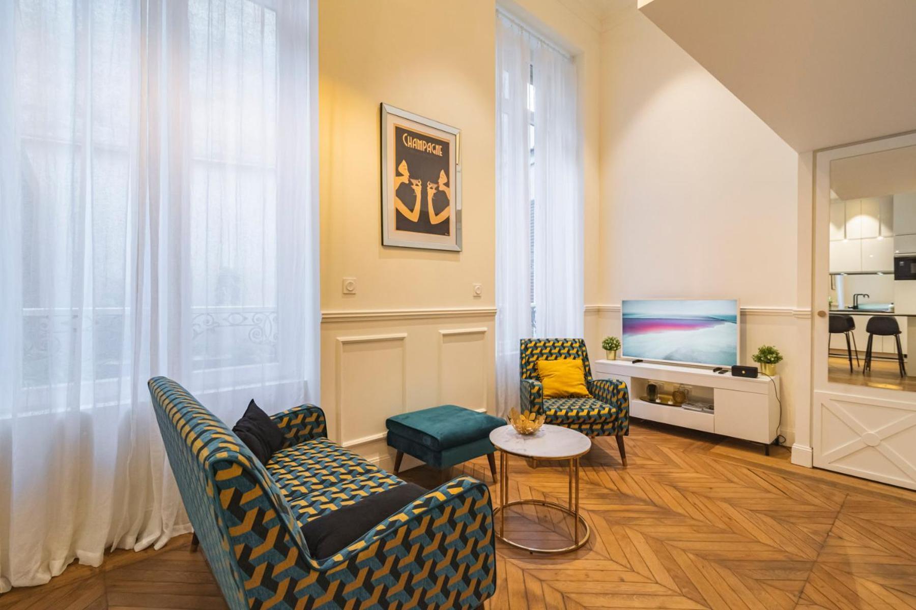 Appartement Charmant Studio Hypercentre Reims Extérieur photo