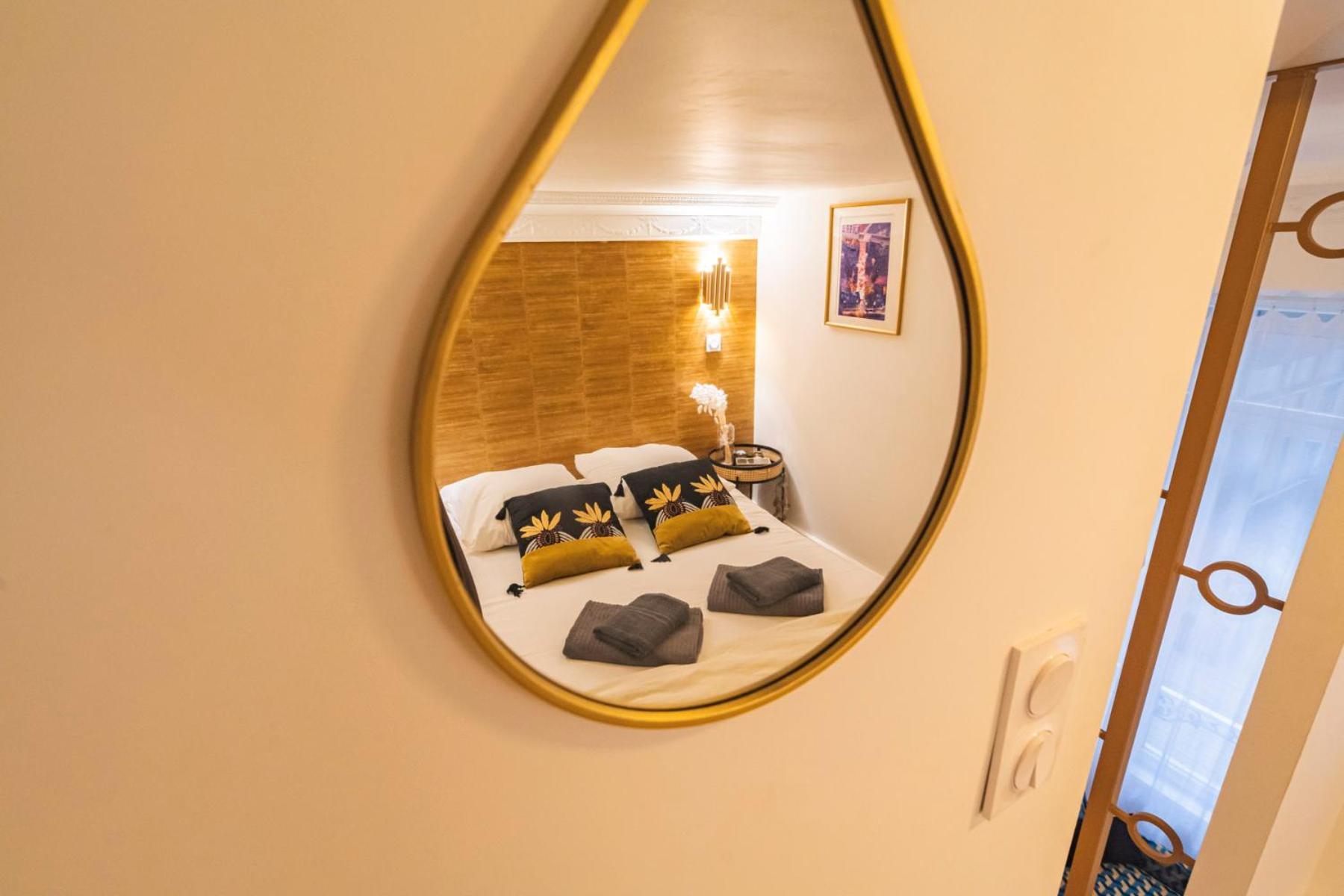 Appartement Charmant Studio Hypercentre Reims Extérieur photo